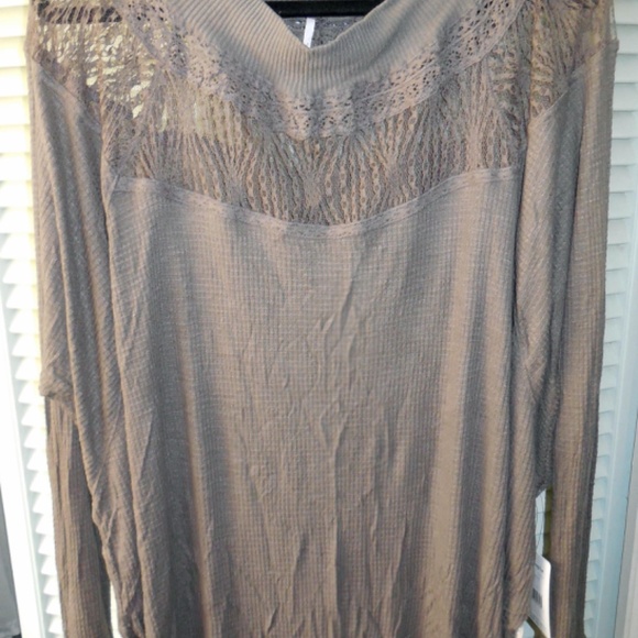 Free People NWT Size L Taupe Thermal with Lace - Picture 4 of 4